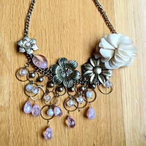 Pink and White Flower Bib Necklace.